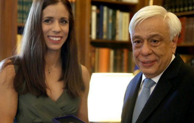 Την Κατερίνα Στεφανίδη υποδέχθηκε στο Προεδρικό Μέγαρο ο Πρ. Παυλόπουλος