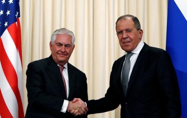 Συνάντηση Τίλερσον-Λαβρόφ στο περιθώριο της ASEAN στη Μανίλα