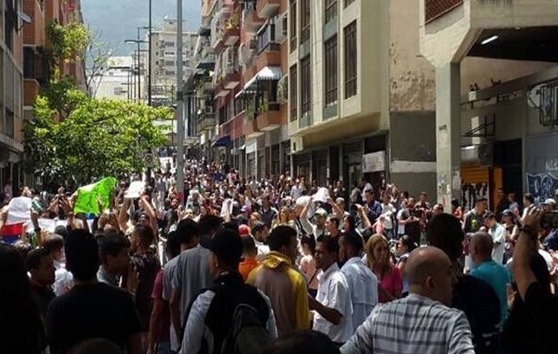 Βενεζουέλα: Mεγάλη διαδήλωση ετοιμάζει η αντιπολίτευση την Παρασκευή για την Συντακτική Συνέλευση