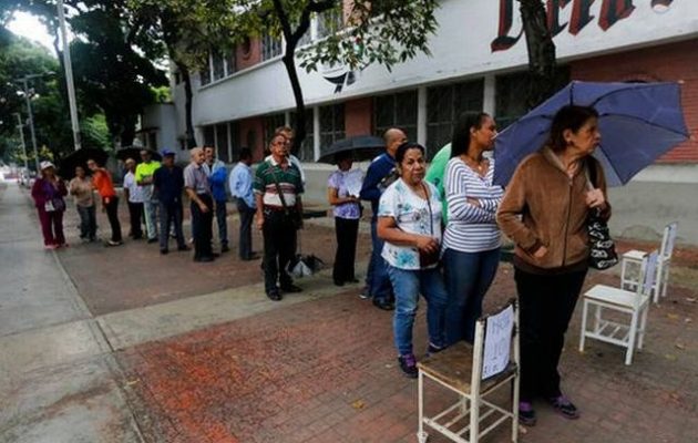 Κατηγορούν τον Μαδούρο για διαφορά 1 εκ. ψήφων από την πραγματικότητα