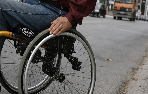 Τσίπρας: Θωρακίζουμε τα δικαιώματα των ατόμων με αναπηρία