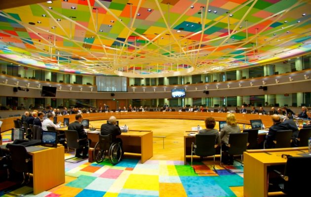 Συνεδρίαση του Eurogroup με τη συμμετοχή Τσακαλώτου  