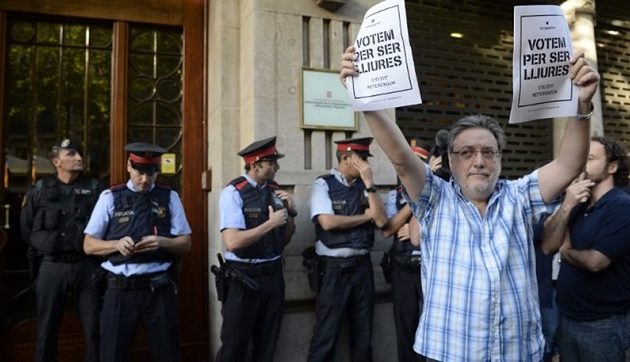 Μπαράζ συλλήψεων στην Καταλονία για την αποτροπή του δημοψηφίσματος