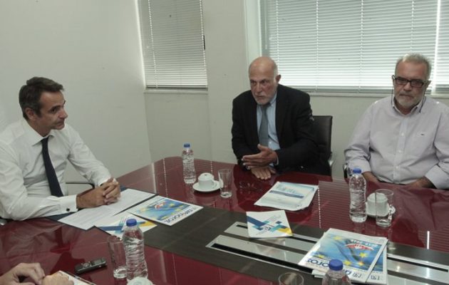 Κρύβει λόγια ο Μητσοτάκης: Μιλάει για δύσκολες επιλογές, αλλά δεν τολμάει να τις εξειδικεύσει