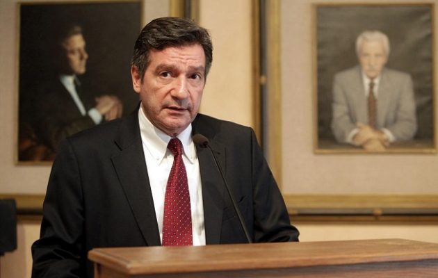 “Δεν θα φύγω από το Δημαρχείο αν εκλεγώ επικεφαλής της Κεντροαριστεράς”, προειδοποιεί ο Καμίνης