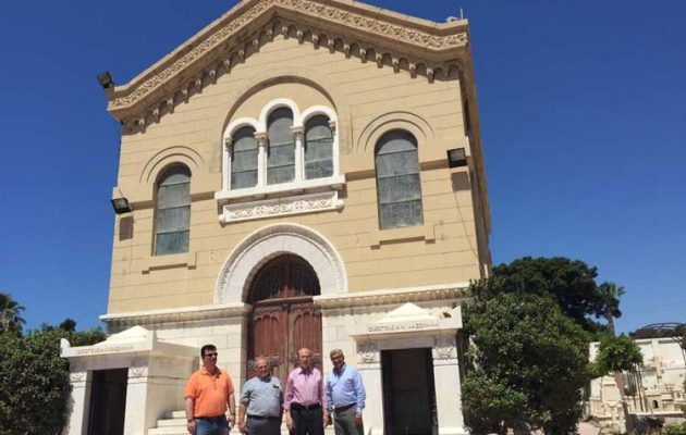 Οι Έλληνες της Αλεξάνδρειας ξεκινούν την αποκατάσταση της εκκλησίας των ελληνικών κοιμητηρίων