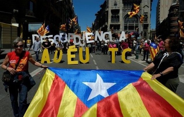Η Εισαγγελία διέταξε την Αστυνομία της Καταλονίας να στραφεί κατά της κυβέρνησής της