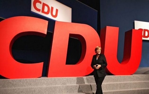Ένας ομοφυλόφιλος διεκδικεί τη θέση της Μέρκελ στην ηγεσία του CDU (φωτο)