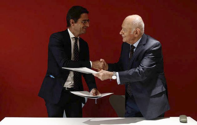 Ο Παπαδημητρίου έβαλε τις υπογραφές με τη γαλλική Αναπτυξιακή τράπεζα