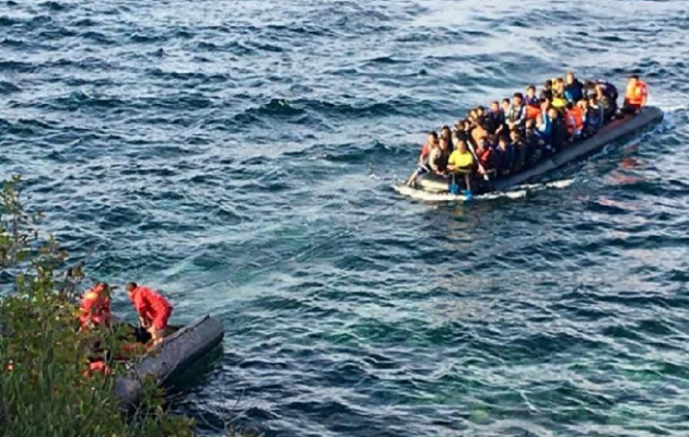 Διασώσεις 376 προσφύγων και μεταναστών το Σαββατοκύριακο από Λέσβο – Παλαιοχώρα