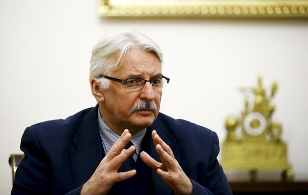 Πολωνός ΥΠ.ΕΞ.: Θέλουμε τρία τρισ. δολάρια αποζημίωση από τη Γερμανία για τον Β’ Παγκόσμιο Πόλεμο