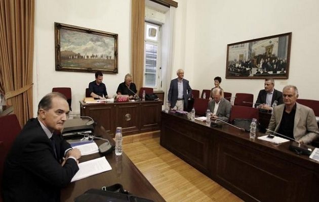 Σαλμάς: Σωστή η κοστολόγηση 1.500 ευρώ για αρθροσκοπήσεις – Σήμερα κοστίζει 300 ευρώ