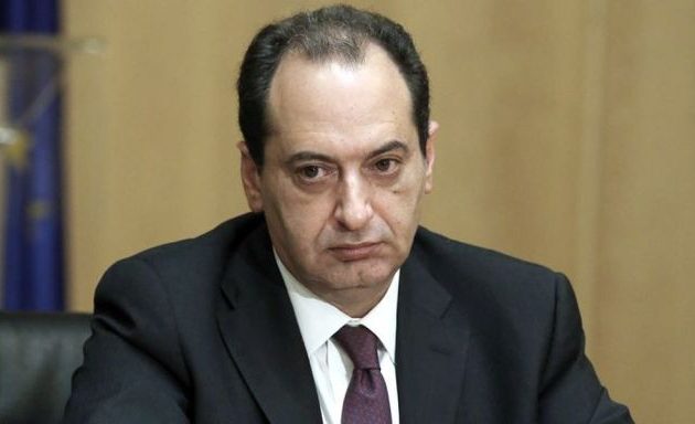 Ο Σπίρτζης προανήγγειλε σύγκρουση με τα κυκλώματα διπλωμάτων οδήγησης