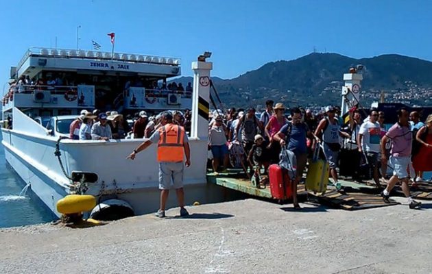 Η Τουρκία εκβιάζει με τον τουρισμό και οι Έλληνες τουριστικοί πράκτορες κλαψουρίζουν! Ντροπή