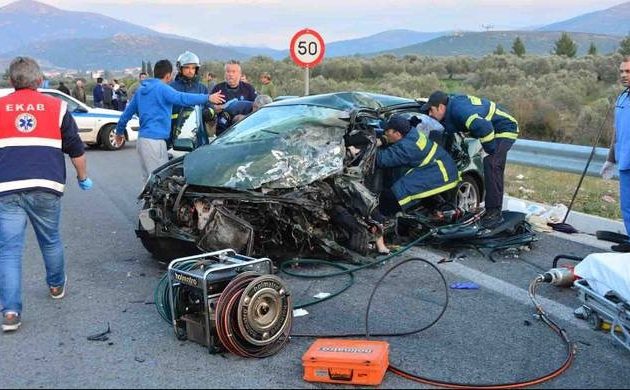 “Βαρύς” ο φόρος αίματος στους δρόμους – Νεκροί δύο φαντάροι