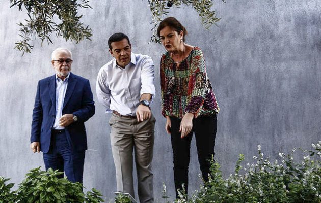 Τσίπρας στην Apivita: Παραγωγικό μοντέλο για να ξανακάνουμε μεγάλη την Ελλάδα