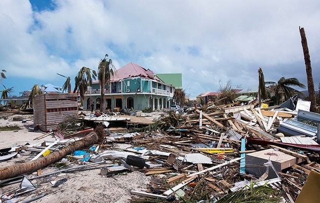 Εφιαλτική προειδοποίηση: Ο τυφώνας Ίρμα ετοιμάζεται να ισοπεδώσει τις ΗΠΑ