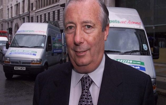 Bρετανός μεγιστάνας: Το Brexit είναι καλό γιατί  οι νέοι θα εργάζονται περισσότερες ώρες!