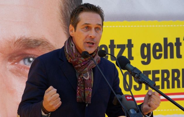 Η ακροδεξιά στην Αυστρία ζητά πολίτευμα άμεσης δημοκρατίας όπως της Ελβετίας