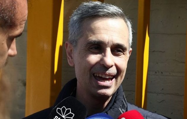 Συγκλονίζει στην κατάθεσή του ο Λεμπιδάκης: “Με έβαζαν να υπογράφω τις επιστολές με το αίμα μου”