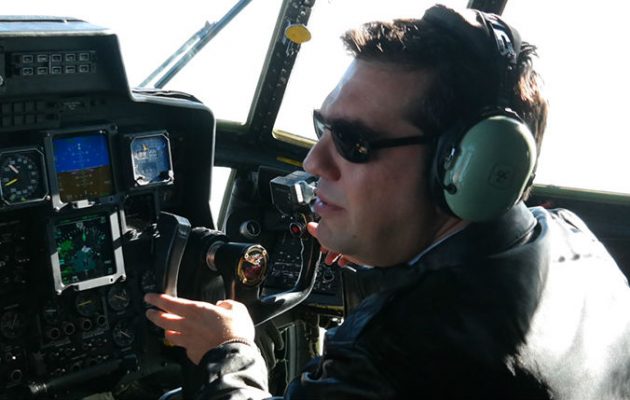 “Πετάει πετάει ο Τσίπρας;” Το μυστήριο αίνιγμα του Μεγάρου Μαξίμου