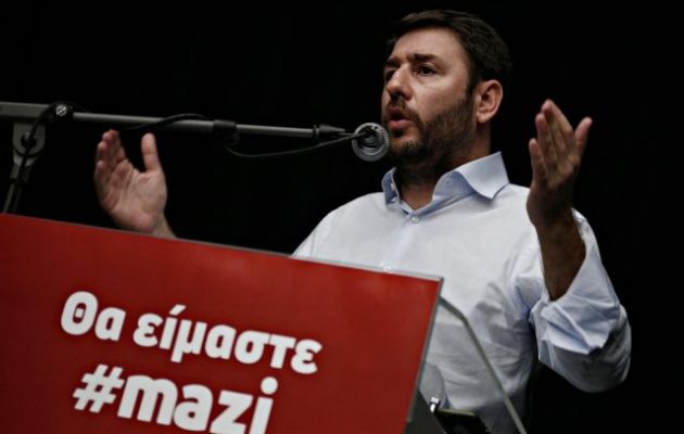 Ο Ανδρουλάκης βγαίνει μπροστά – Δεν απέκλεισε να κατέβει υποψήφιος στις εθνικές εκλογές