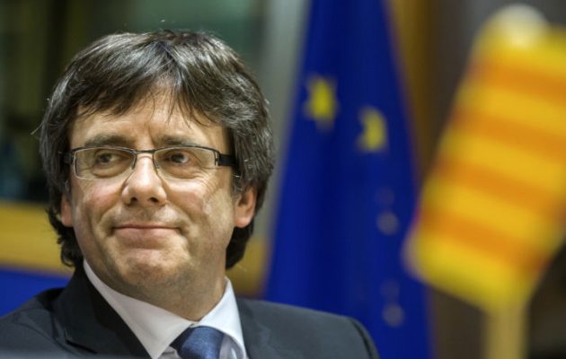 Απαγορεύεται στον Καταλανό ηγέτη Πουτζδεμόν να είναι υποψήφιος στις ευρωεκλογές