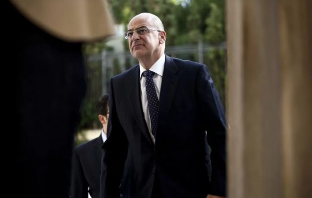 Νέο «άδειασμα» Δένδια σε Σαμαρά: Ο λαός θα αποφασίσει τη συνεργασία