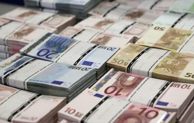Κοινωνικό Μέρισμα: Ποιοι είναι οι τυχεροί που θα πάρουν έως και 1.000 ευρώ