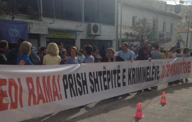 Η Χειμάρρα δεν θα πέσει – “Μολών Λαβέ” λένε οι κάτοικοι στο καθεστώς Ράμα