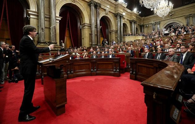 Πουτζδεμόν: “Το δημοψήφισμα έδειξε ανεξαρτησία για την Καταλονία” – Κάλεσε τη Μαδρίτη σε διάλογο