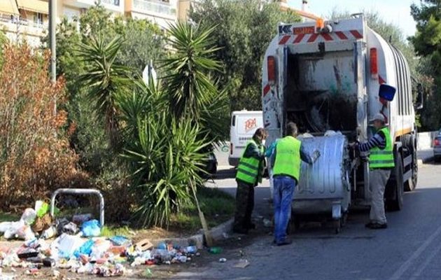 Δημοτικός υπάλληλος ακρωτηριάστηκε ενώ μάζευε σακούλες με σκουπίδια