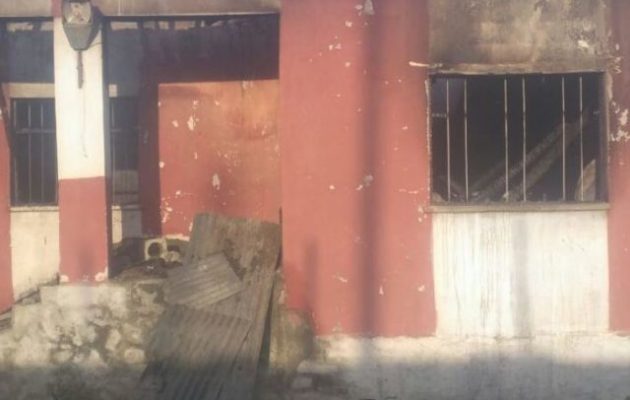 Τούρκοι χωροφύλακες έκαψαν σπίτι Κούρδου χωρικού σε “αντιτρομοκρατική” επιδρομή