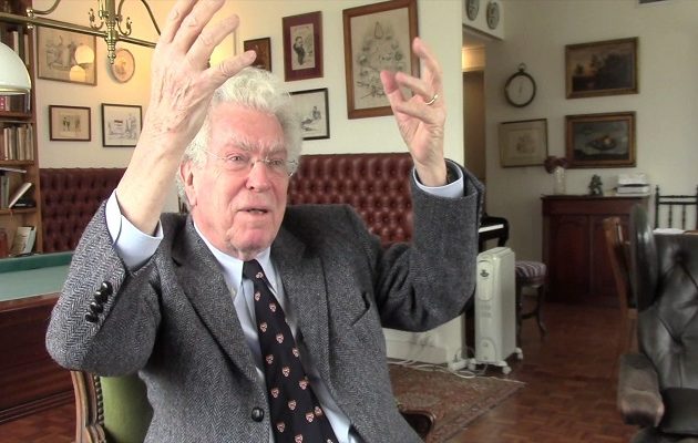 Γάλλος υπουργός είχε παρενοχλήσει κόρη συναδέλφου του μπροστά στη γυναίκα του