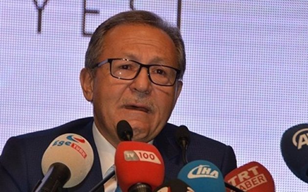 Τούρκος δήμαρχος έβαλε τα κλάματα και παραιτήθηκε επειδή ο Ερντογάν απείλησε την οικογένειά του