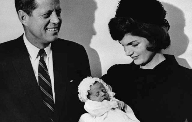 Ο Τραμπ δίνει άδεια να δημοσιευθούν ντοκουμέντα για τη δολοφονία του Τζον Φ. Κένεντι