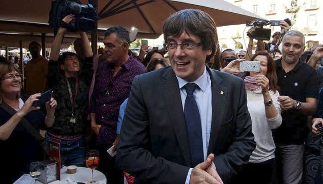 Πουτζντεμόν: Θα μιλήσει από τις Βρυξέλλες, αλλά “δεν εγκαταλείπει την Ισπανία”