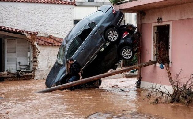 Μηνυτήρια αναφορά στην Εισαγγελέα του Αρείου Πάγου κατέθεσε η Ρ. Δούρου για τις πλημμύρες