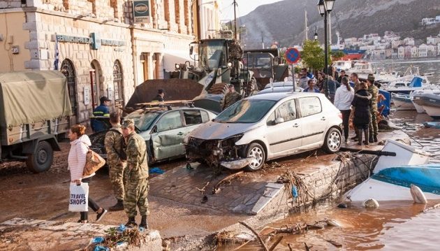 Εκτάκτως 2.000 κυβικά νερού για τους  πληγέντες της Σύμης