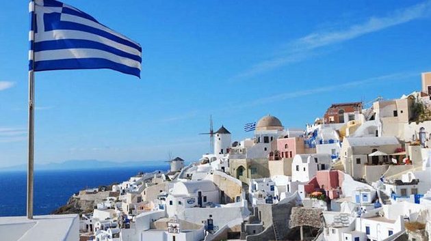 DW: Τούρκοι αγοράζουν ελληνικά ακίνητα  – Ψάχνουν ασφαλές λιμάνι μακριά από τον Ερντογάν