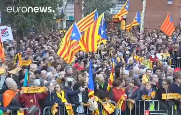 750.000 Καταλανοί διαδήλωσαν για την ελευθερία και την αποφυλάκιση των ηγετών τους