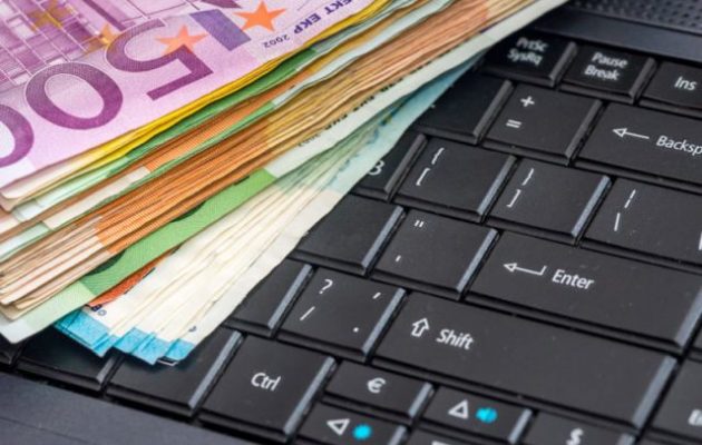 Πάνω από 1 εκατομμύριο αιτήσεις σε 48 ώρες για το κοινωνικό μέρισμα – Έως τις 20 Δεκεμβρίου τα χρήματα