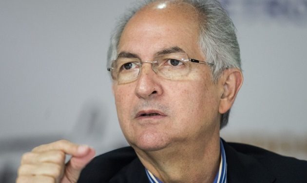 Ο ηγέτης της αντιπολίτευσης στη Βενεζουέλα διέφυγε στην Κολομβία