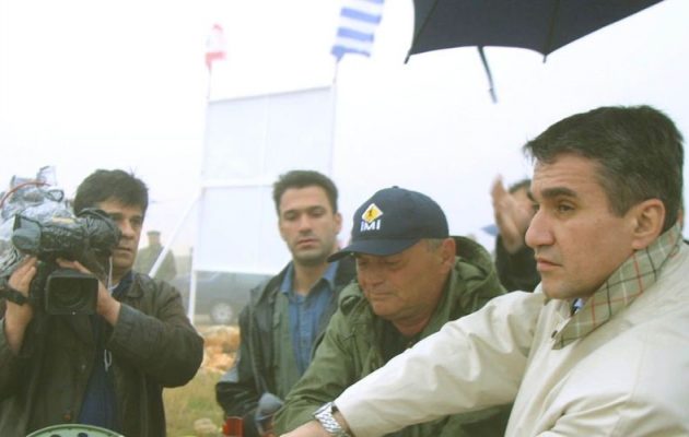 Το “βλήμα” του Λοβέρδου τινάζει στον αέρα τον Σημίτη – Γκάφα ολκής