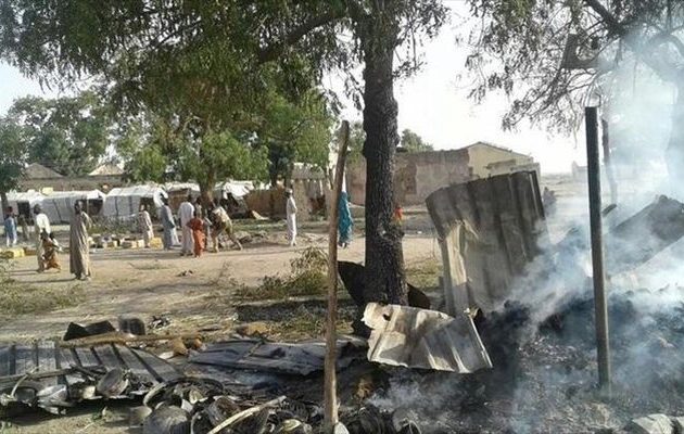 Μπόκο Χαράμ: Άγρια επίθεση στη Νιγηρία με πυρπολήσεις και έξι νεκρούς