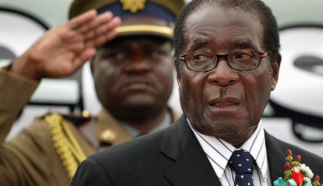 O πρόεδρος της Ζιμπάμπουε καθαιρέθηκε από το κόμμα του