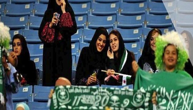 “Φεμινιστής” ο Σαλμάν: Στη Σαουδική Αραβία οι γυναίκες στα στάδια