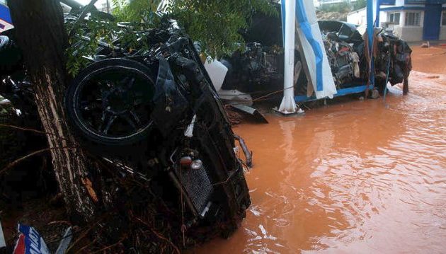 47χρονος οδηγός βυτιοφόρου που είχε φορτώσει για Καρπενήσι ο άτυχος που πνίγηκε στην Ελευσίνα