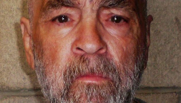 Σιδηροδέσμιος σε νοσοκομείο ο κατά συρροή δολοφόνος Τσαρλς Μάνσον