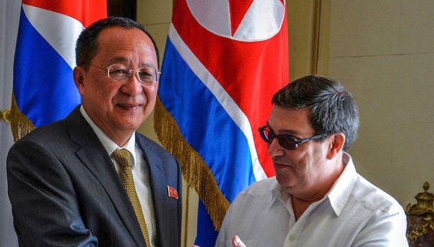 Πώς “τα βρήκαν” Κούβα και Βόρεια Κορέα στο μέτωπο εναντίον των Αμερικανών